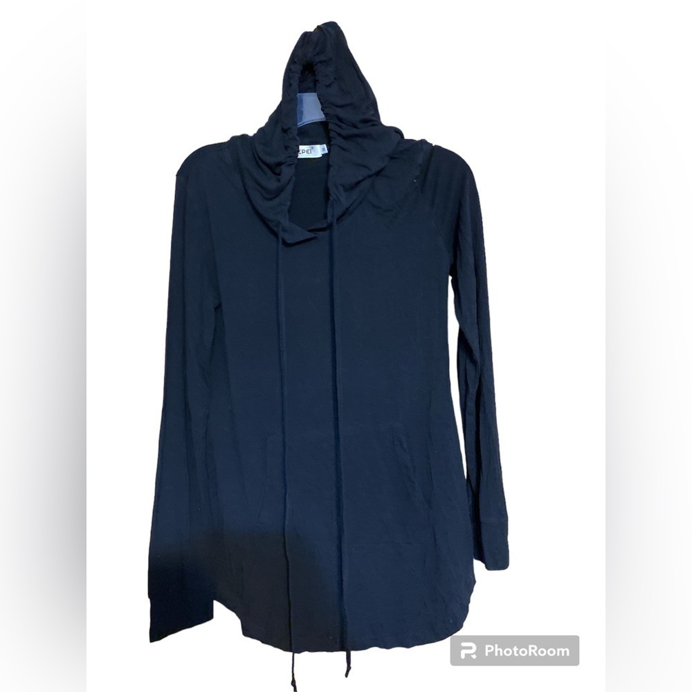 Bepei medium women black long sleeve hoodie